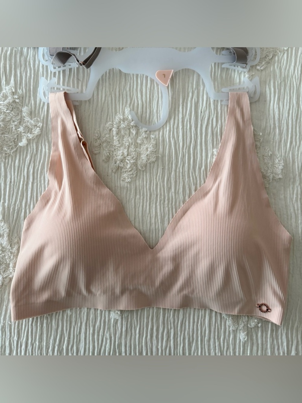 [NWT] Danskin Ribbed Seamless Bralette Trio in Blue-Gray, Taupe, Blush (L) - Picture 5 of 7